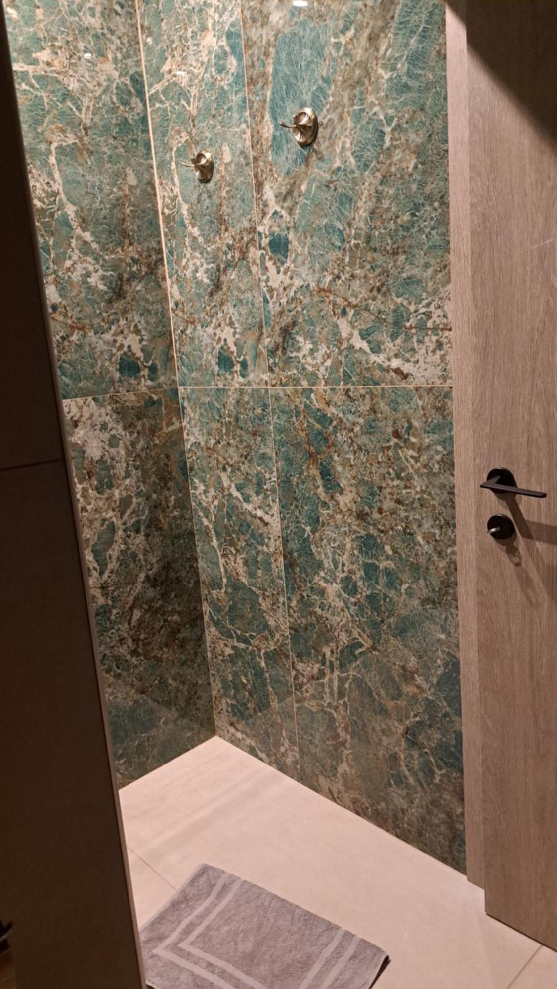 Hotel George لايميناس المظهر الخارجي الصورة